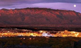 Fique ligada, Albuquerque. A PBR está voltando em 2012