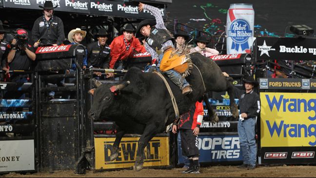 Marco Antonio Eguche vence em Sacramento