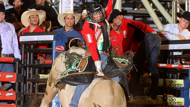 Fabio Eleutério é o destaque no round 2