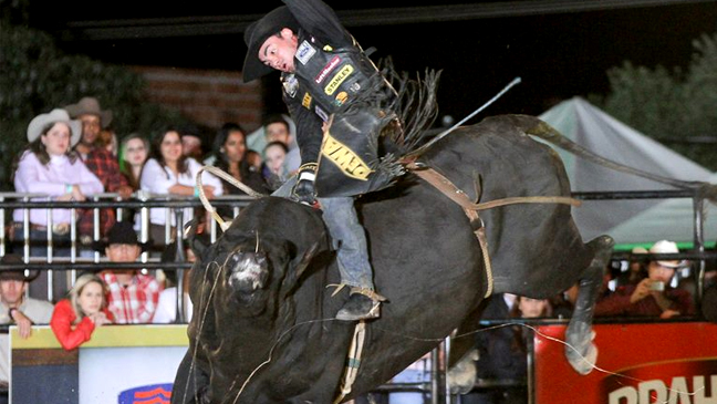 Marco Eguchi vence etapa de Divinópolis