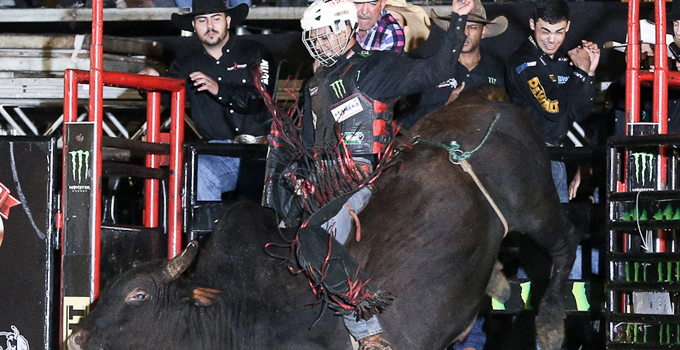 Fernando Novaes é o campeão de Divinópolis
