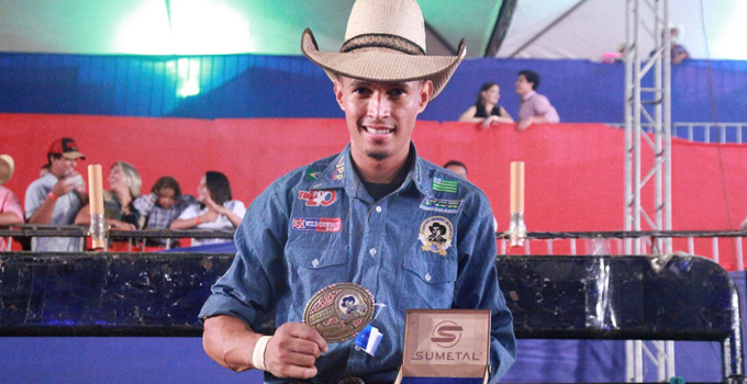 O campeão mundial Kaique Pacheco venceu em Duluth e chegou ao Top